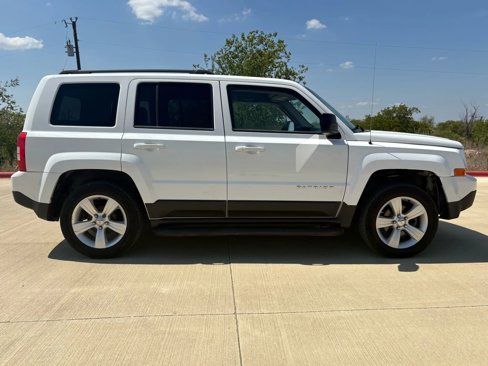 Used 2014 Jeep Patriot Latitude image 4