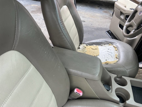 Used 2002 Ford Explorer Eddie Bauer image 23