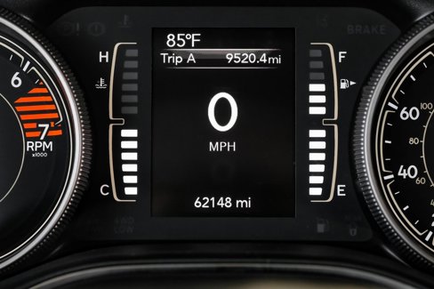 Used 2019 Jeep Cherokee Latitude Plus image 3