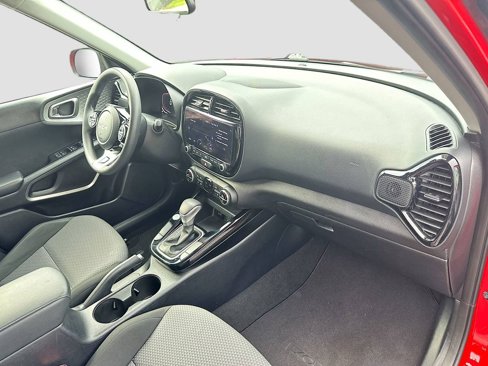 Used 2023 Kia Soul S image 32
