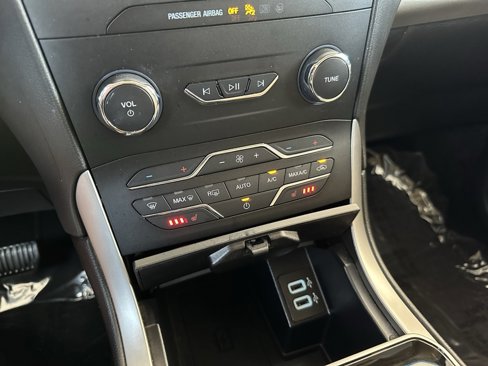 Used 2019 Ford Edge SEL w/ Equipment Group 201A image 26
