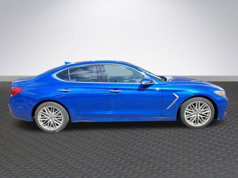 Used 2021 Genesis G70 2.0T image 4
