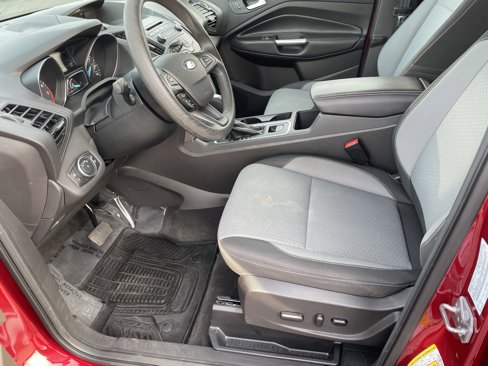Used 2017 Ford Escape SE image 12