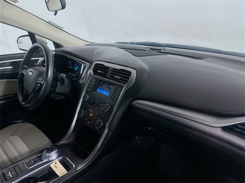 Used 2018 Ford Fusion S image 25