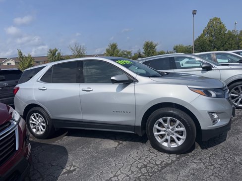 Used 2020 Chevrolet Equinox LT image 2