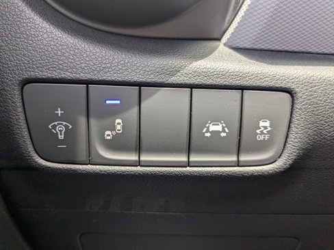 Used 2021 Hyundai Kona SEL image 24