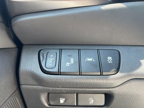 Used 2021 Hyundai Ioniq Limited image 23