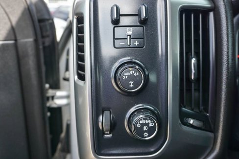 Used 2018 Chevrolet Silverado 1500 LT w/ All Star Edition image 12