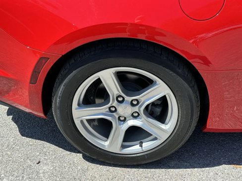 Used 2022 Chevrolet Camaro LT image 37