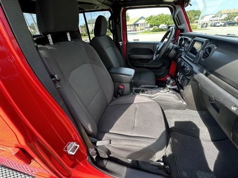 Certified 2023 Jeep Gladiator Sport image 11