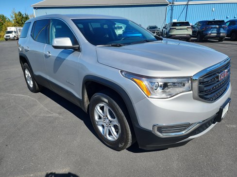 Used 2019 GMC Acadia SLE image 2