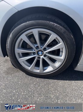 Used 2018 BMW 320i xDrive Sedan w/ Convenience Package image 32