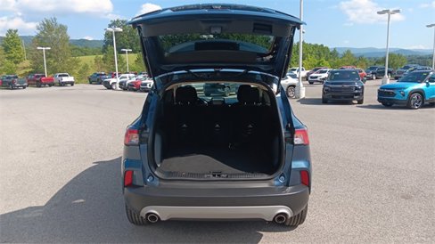 Used 2020 Ford Escape SE image 6