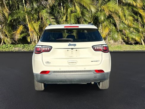 Used 2018 Jeep Compass Sport w/ Tech Group image 6