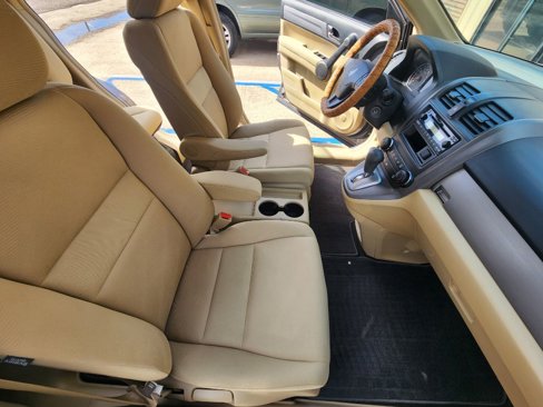 Used 2010 Honda CR-V LX image 11
