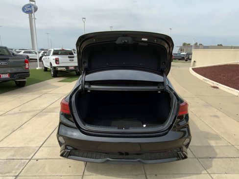 Used 2023 Kia Forte GT-Line image 31