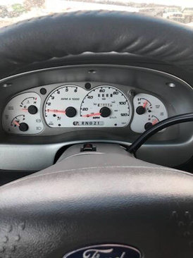 Used 2002 Ford Explorer Sport Trac image 7