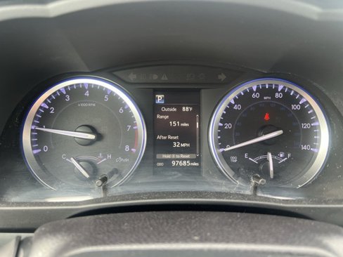 Used 2018 Toyota Highlander XLE image 19
