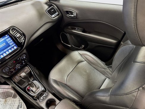 Used 2019 Jeep Compass Limited image 21