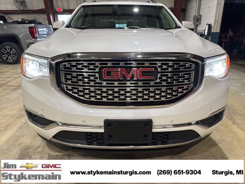 Used 2019 GMC Acadia Denali image 10