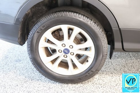 Used 2018 Ford Escape SEL w/ Ford Safe & Smart Package image 34