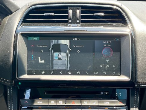 Used 2019 Jaguar F-PACE R-Sport image 20