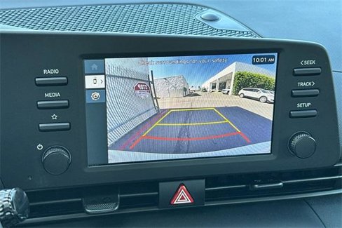 Used 2025 Hyundai Elantra Sport image 19
