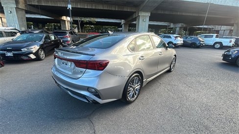 Used 2024 Kia Forte GT-Line image 5