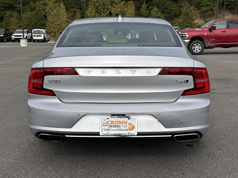 Used 2018 Volvo S90 T6 Inscription image 5