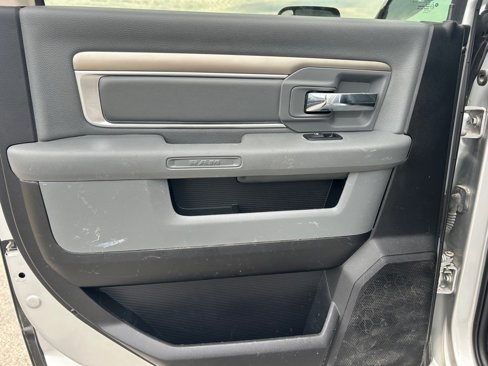 Used 2017 RAM 2500 Big Horn image 16