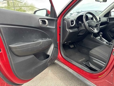 Certified 2021 Hyundai Venue SEL image 10
