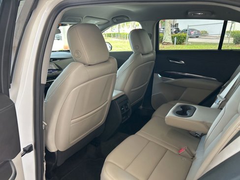 Used 2021 Cadillac XT4 Luxury image 33