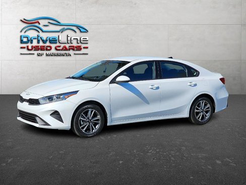 Used 2022 Kia Forte LXS image 9