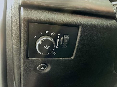 Used 2019 Jeep Grand Cherokee Altitude image 8