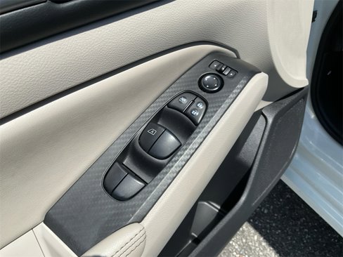 Used 2022 Nissan Altima 2.5 SV image 29