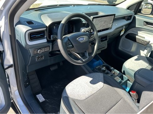 New 2025 Ford Maverick XLT image 7