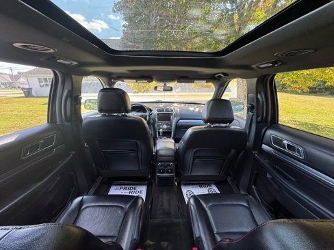 Used 2017 Ford Explorer Sport w/ Equipment Group 401A image 20