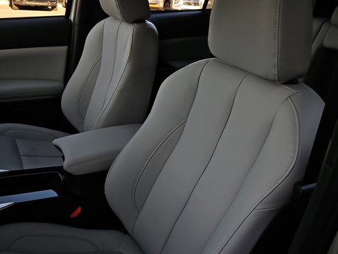 New 2025 Mitsubishi Eclipse Cross SEL image 8