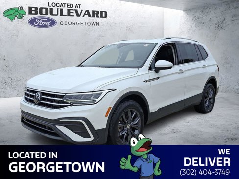 Used 2022 Volkswagen Tiguan SE image 1