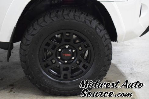 Used 2019 Toyota 4Runner 4WD image 10
