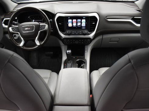 Used 2019 GMC Acadia SLT image 13