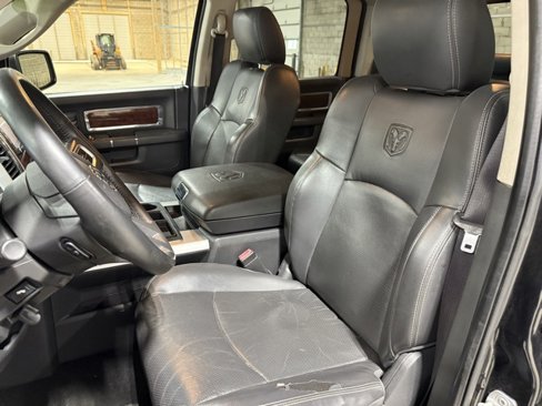 Used 2011 RAM 1500 Laramie image 10