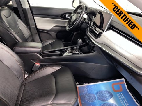 Certified 2022 Jeep Compass Limited image 16