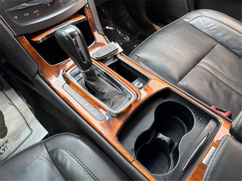 Used 2014 Lincoln MKS w/ Equipment Group 101A image 36