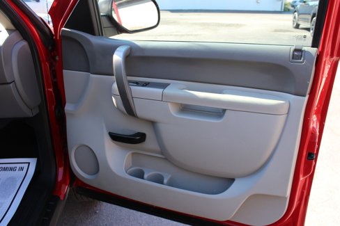 Used 2013 Chevrolet Silverado 2500 W/T w/ Snow Plow Prep Package image 31