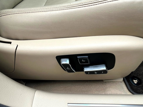 Used 2014 Lexus LS 460 image 59