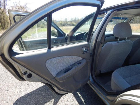 Used 2002 Nissan Sentra GXE image 11