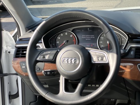 Used 2023 Audi A4 2.0T Premium image 19
