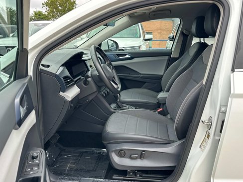 Used 2022 Volkswagen Taos SE w/ IQ.Drive SE Package image 18