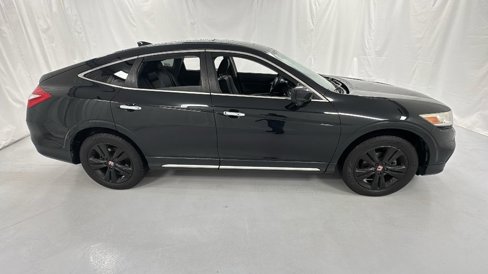 Used 2015 Honda Crosstour EX-L image 2